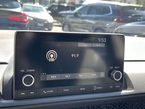 Used 2023 Honda CR-V LX image 23