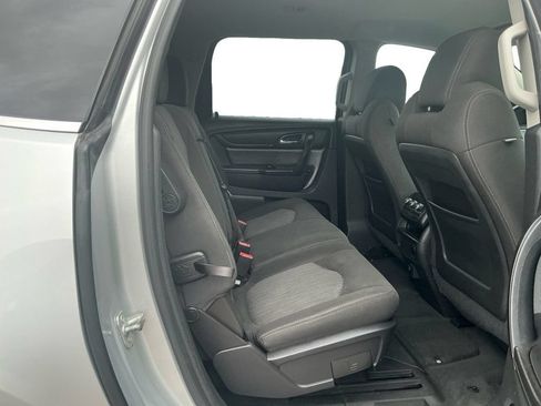 Used 2017 Chevrolet Traverse LT FWD image 23