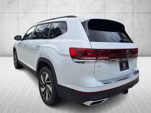 New 2026 Volkswagen Atlas SE image 3