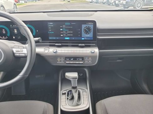 Used 2025 Hyundai Kona SEL AWD/4WD image 12