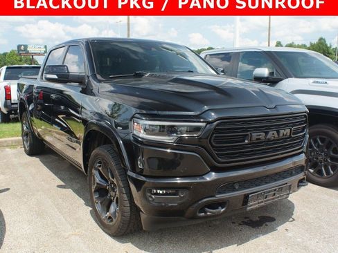 Used 2020 RAM 1500 Limited w/ Black Appearance Package AWD/4WD image 1