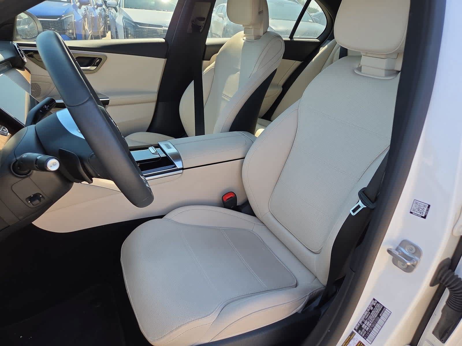 Used 2024 Mercedes-Benz C 300 Sedan image 15