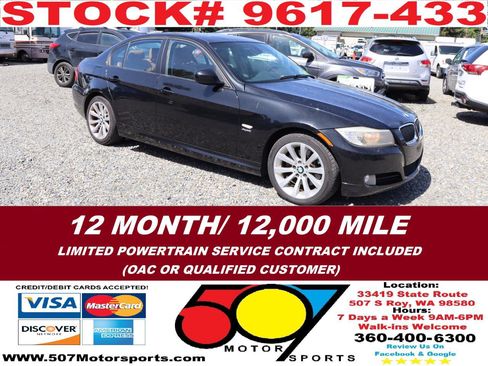 Used 2011 BMW 328i xDrive Sedan AWD/4WD image 2
