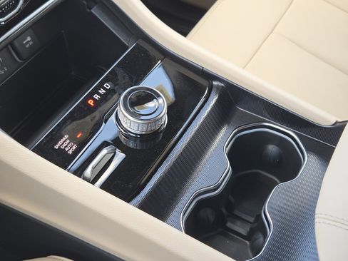 New 2026 Jeep Grand Cherokee Limited AWD/4WD image 16
