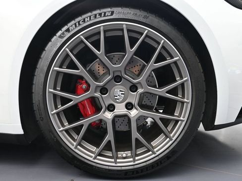 Used 2023 Porsche 911 Carrera S RWD image 30