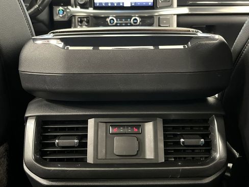 Used 2023 Ford F150 Lariat w/ Equipment Group 502A High image 38