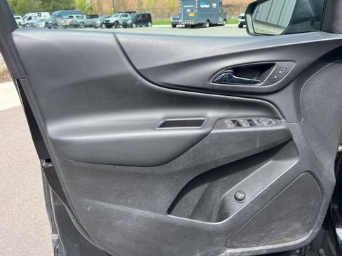 Used 2019 Chevrolet Equinox LT w/ Driver Convenience Package FWD image 20