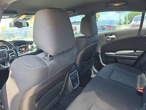 Used 2018 Dodge Charger SXT Plus RWD image 10
