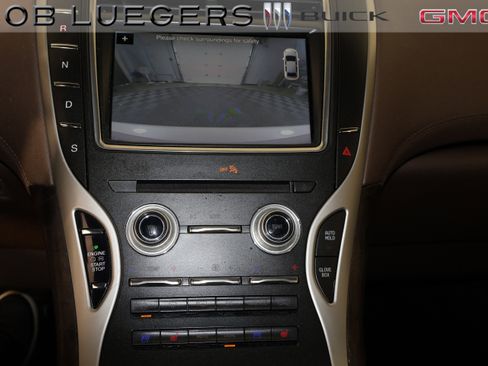 Used 2017 Lincoln MKX Reserve FWD image 25