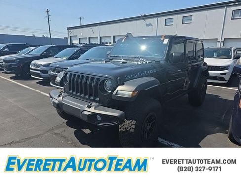 Used 2023 Jeep Wrangler Unlimited Sport image 1