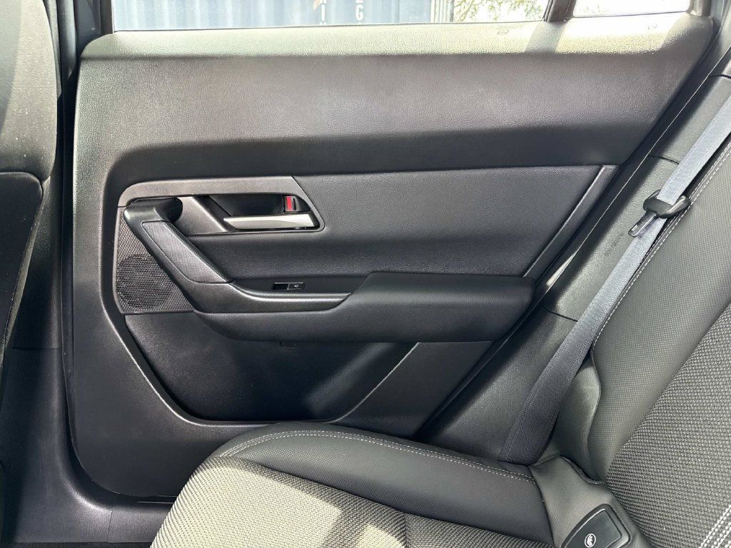 Certified 2025 MAZDA CX-50 AWD 2.5 S w/ Weather Package image 17