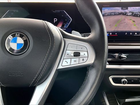 Used 2025 BMW X7 xDrive40i image 24