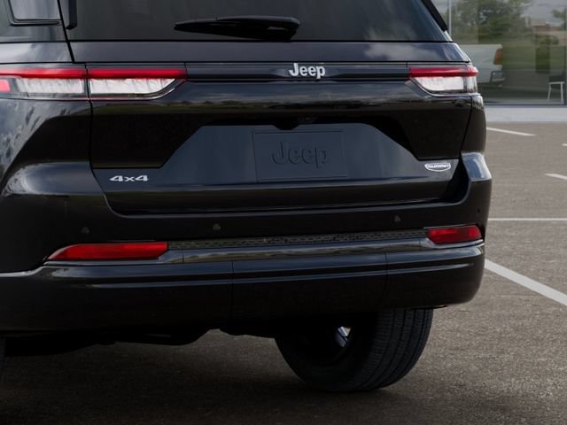 New 2026 Jeep Grand Cherokee Summit AWD/4WD image 14