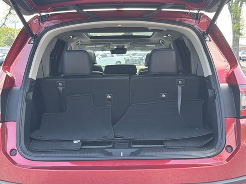 Used 2023 Honda Pilot Touring image 37