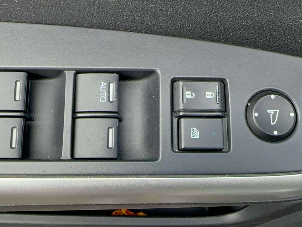 Used 2015 Honda CR-V EX-L image 13