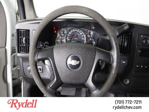 Used 2010 Chevrolet Express 3500 image 16