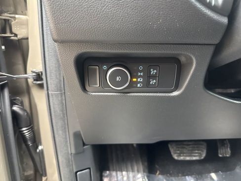 New 2025 Ford Ranger XLT w/ Equipment Group 301A High AWD/4WD image 10