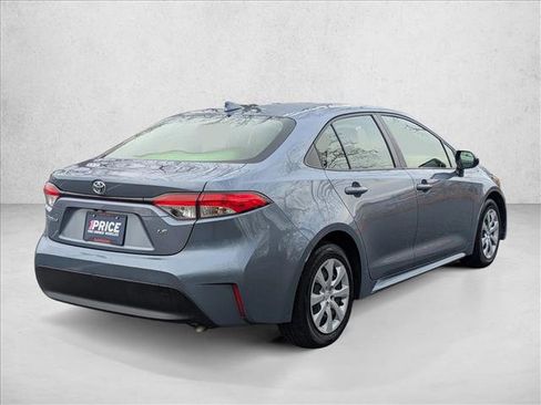 Used 2023 Toyota Corolla LE image 5