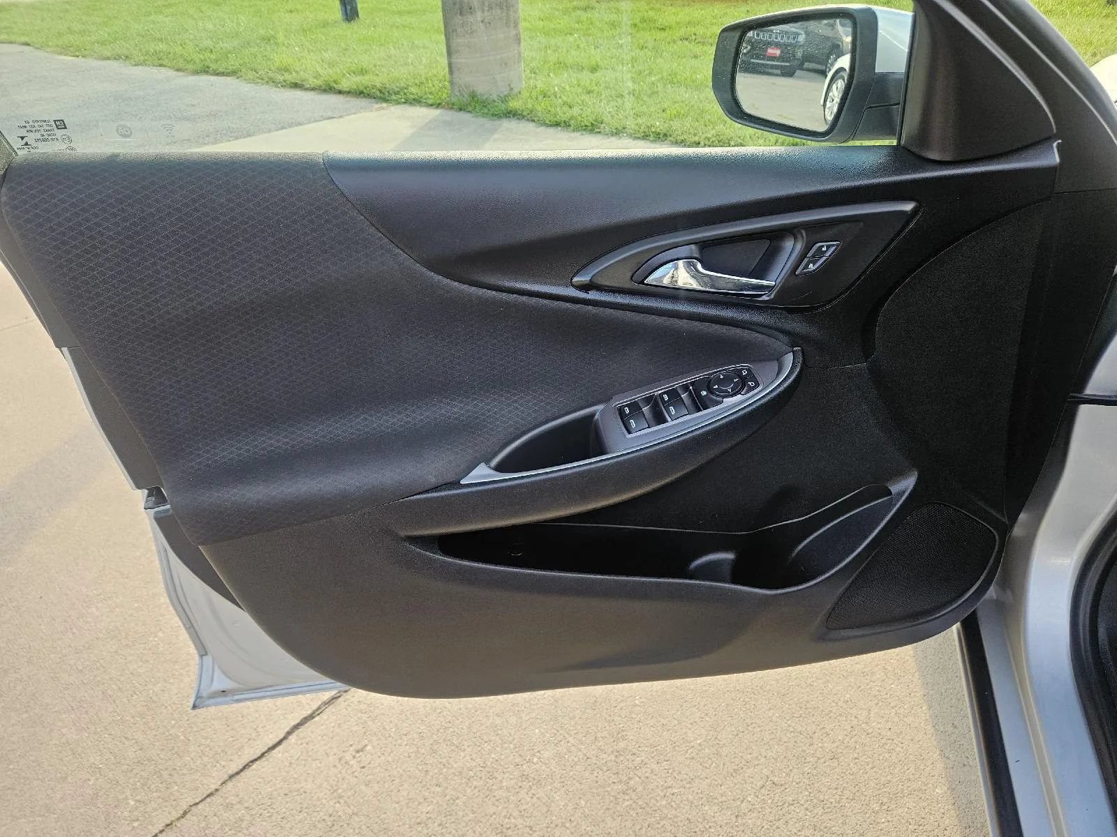 Used 2022 Chevrolet Malibu LT FWD image 10