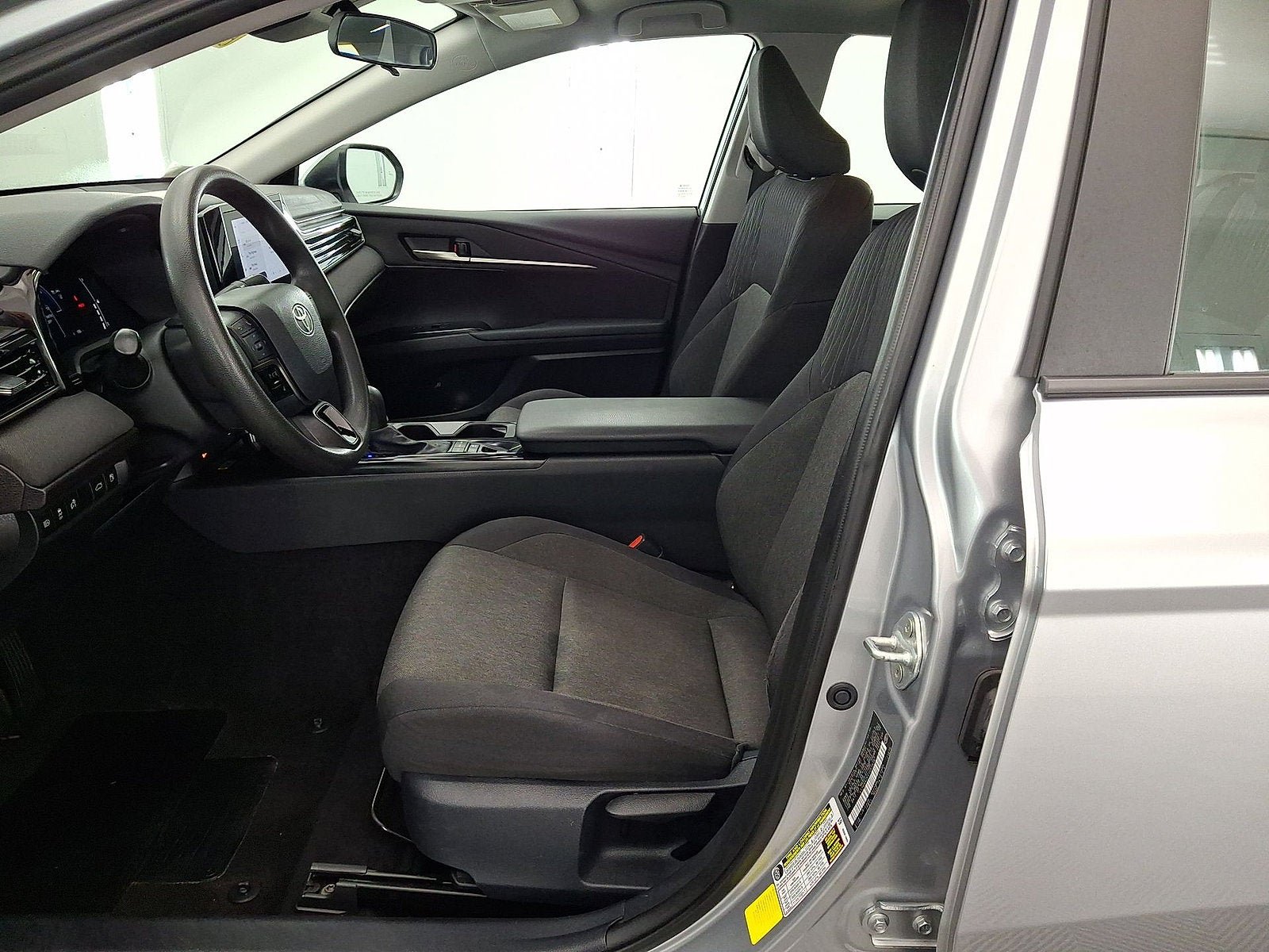 Certified 2025 Toyota Camry LE FWD image 3