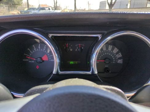 Used 2006 Ford Mustang GT image 12