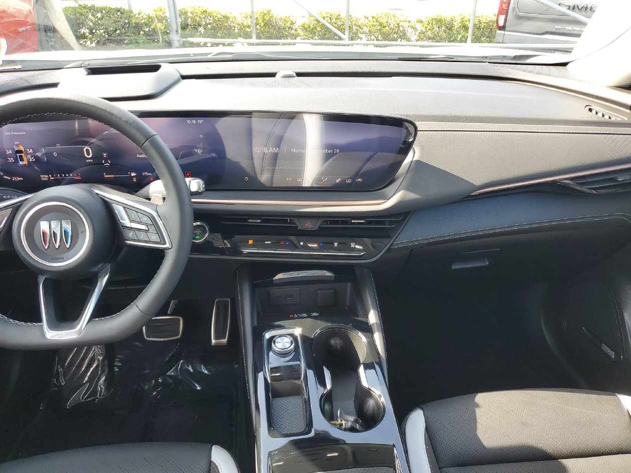 Used 2026 Buick Envision Sport Touring AWD/4WD image 13