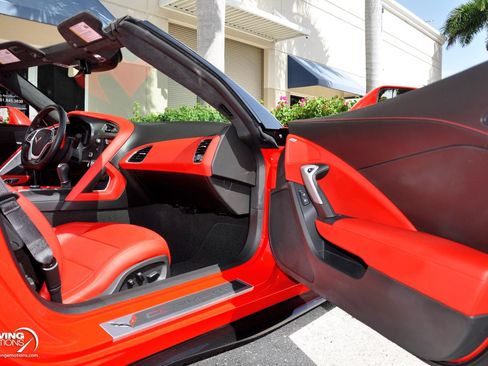 Used 2019 Chevrolet Corvette Z06 RWD image 20