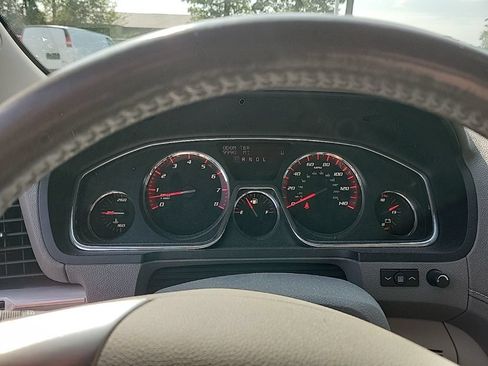 Used 2017 GMC Acadia Limited SLT FWD image 13