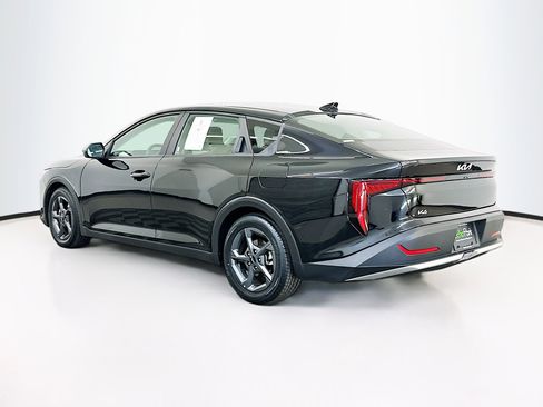Used 2025 Kia K4 LXS image 5