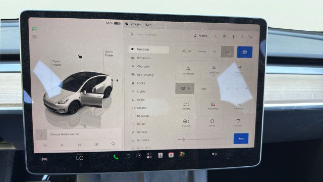 Used 2024 Tesla Model Y Long Range RWD image 18