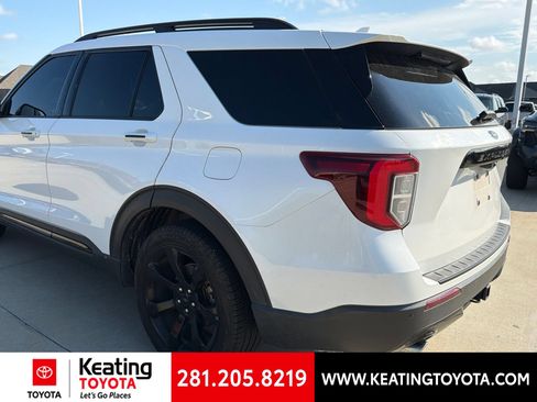 Used 2023 Ford Explorer ST-Line w/ Class IV Trailer Tow Package RWD image 5