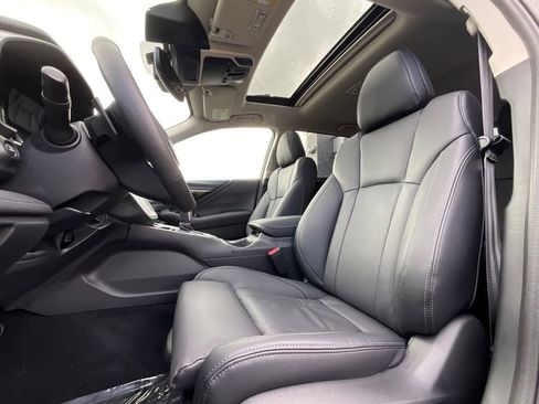 Used 2025 Subaru Outback Limited image 11