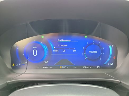 Used 2020 Ford Escape Titanium image 24