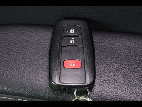 Used 2023 Toyota 4Runner Limited AWD/4WD image 37