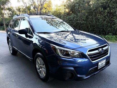 Used 2019 Subaru Outback 2.5i image 8
