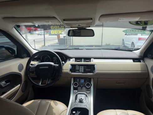 Used 2015 Land Rover Range Rover Evoque Pure Premium AWD/4WD image 14