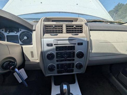 Used 2008 Mercury Mariner 4WD V6 image 37