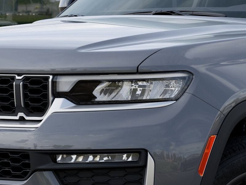 New 2027 Jeep Grand Cherokee Limited AWD/4WD image 10