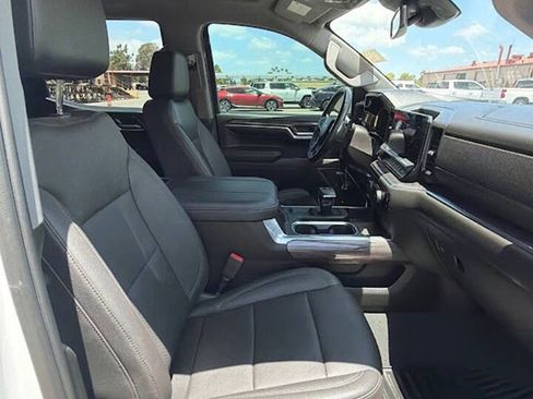 Used 2023 Chevrolet Silverado 1500 LTZ w/ LTZ Convenience Package II AWD/4WD image 16