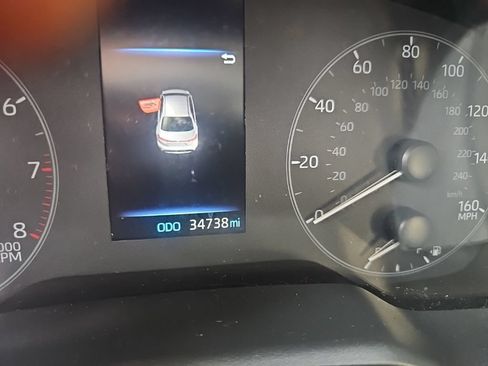 Used 2024 Toyota Corolla LE FWD image 8