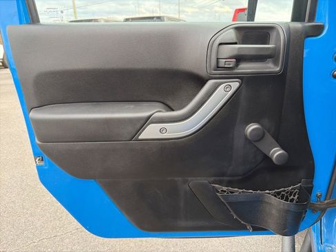 Used 2012 Jeep Wrangler Sport image 30