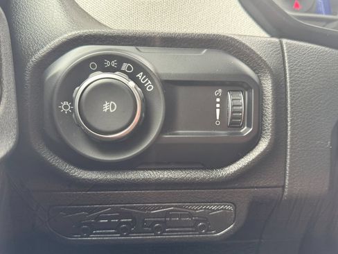 Certified 2024 Jeep Wrangler Sport AWD/4WD image 34