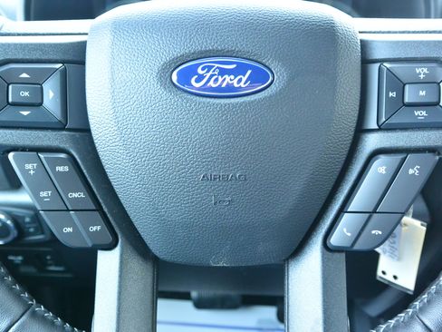 Used 2019 Ford F150 XLT w/ Equipment Group 302A Luxury image 11