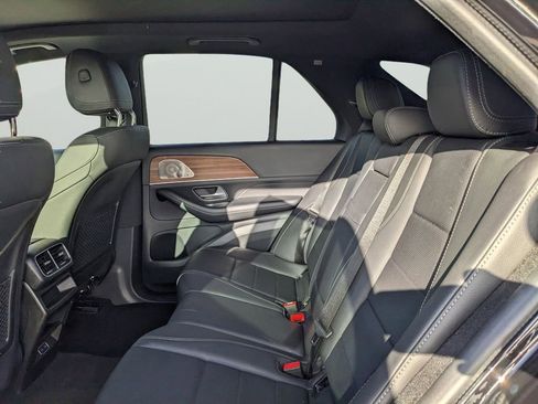 Used 2025 Mercedes-Benz GLE 350 4MATIC image 16