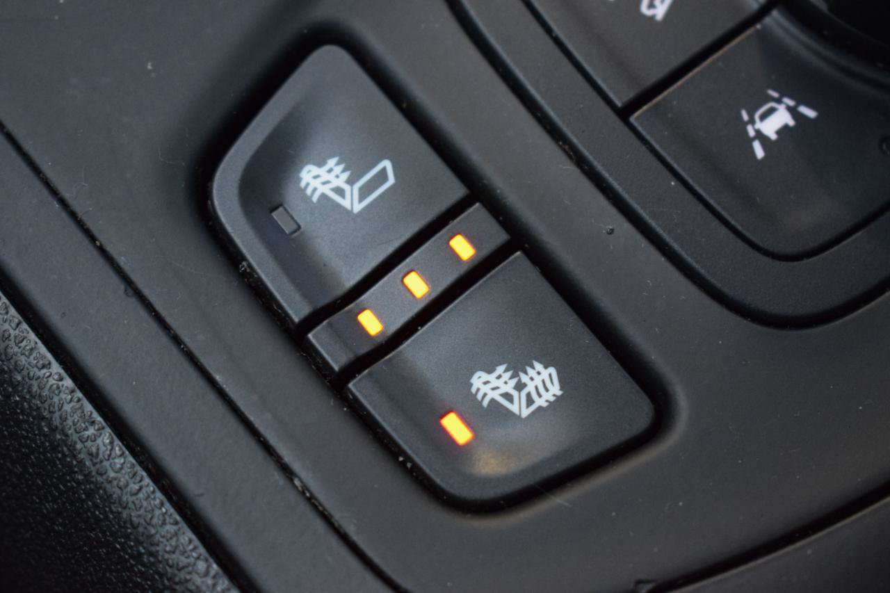 Used 2020 GMC Terrain SLT w/ Preferred Package FWD image 33