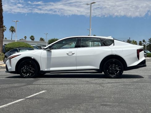 Certified 2025 Kia K4 GT-Line Turbo FWD image 6