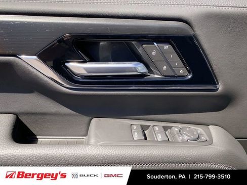 New 2026 GMC Yukon XL Denali w/ Denali Reserve Package AWD/4WD image 26