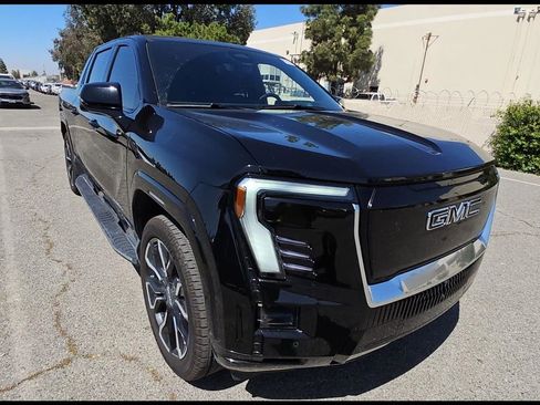 Used 2025 GMC Sierra EV Denali image 2