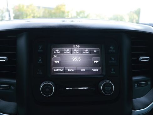 Certified 2022 RAM 1500 Big Horn image 17