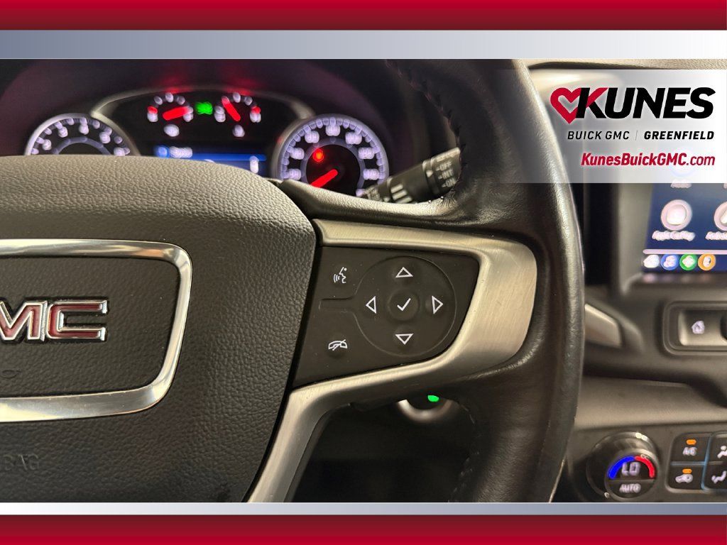 Used 2021 GMC Terrain SLE w/ Driver Convenience Package AWD/4WD image 17